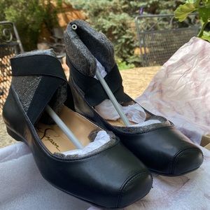 Brand new, never worn Jessica Simpson “Mandalaye” 8.5 black leather ballet flat.
